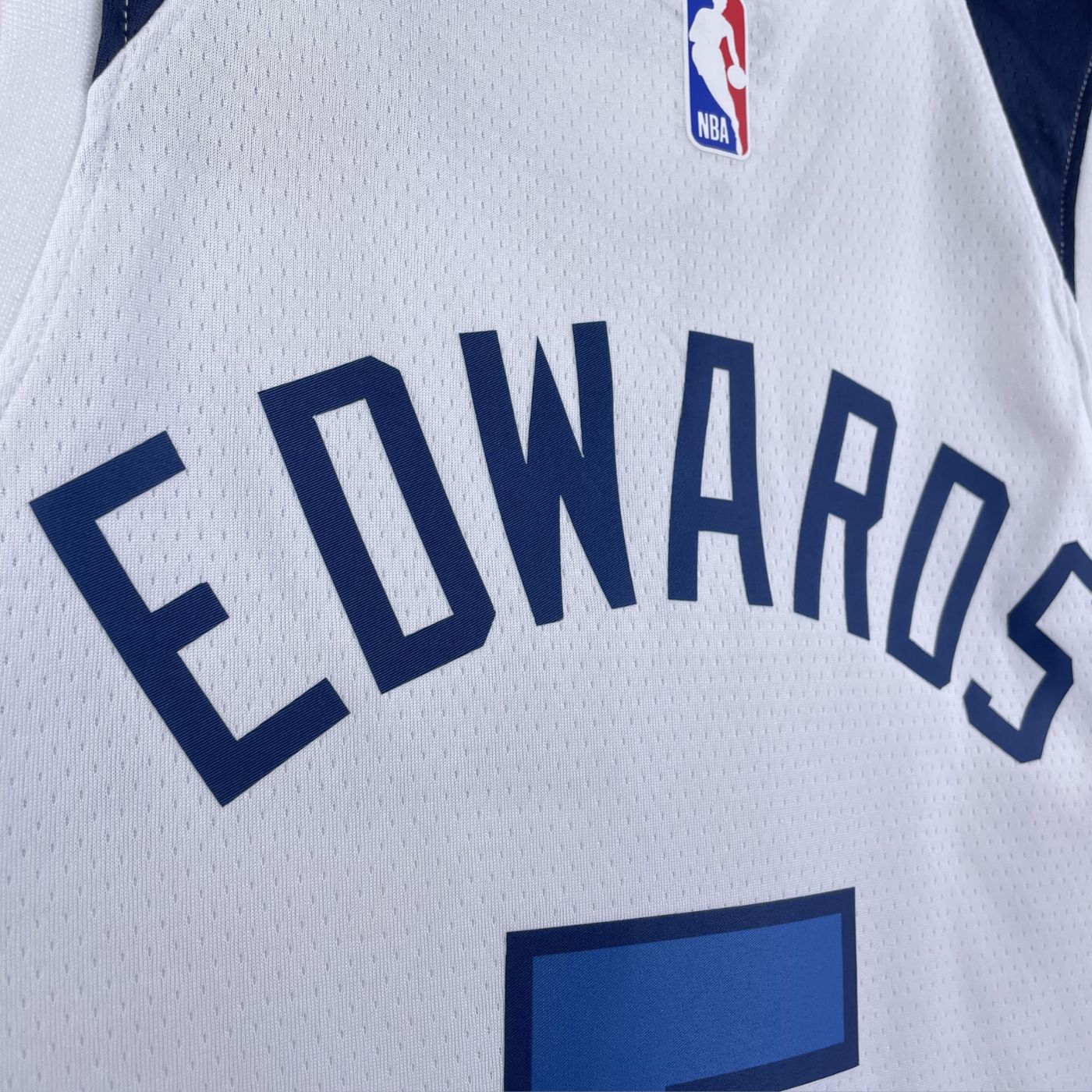 Anthony Edwards – Timberwolves Jersey – Association Edition Swingman 2023/24