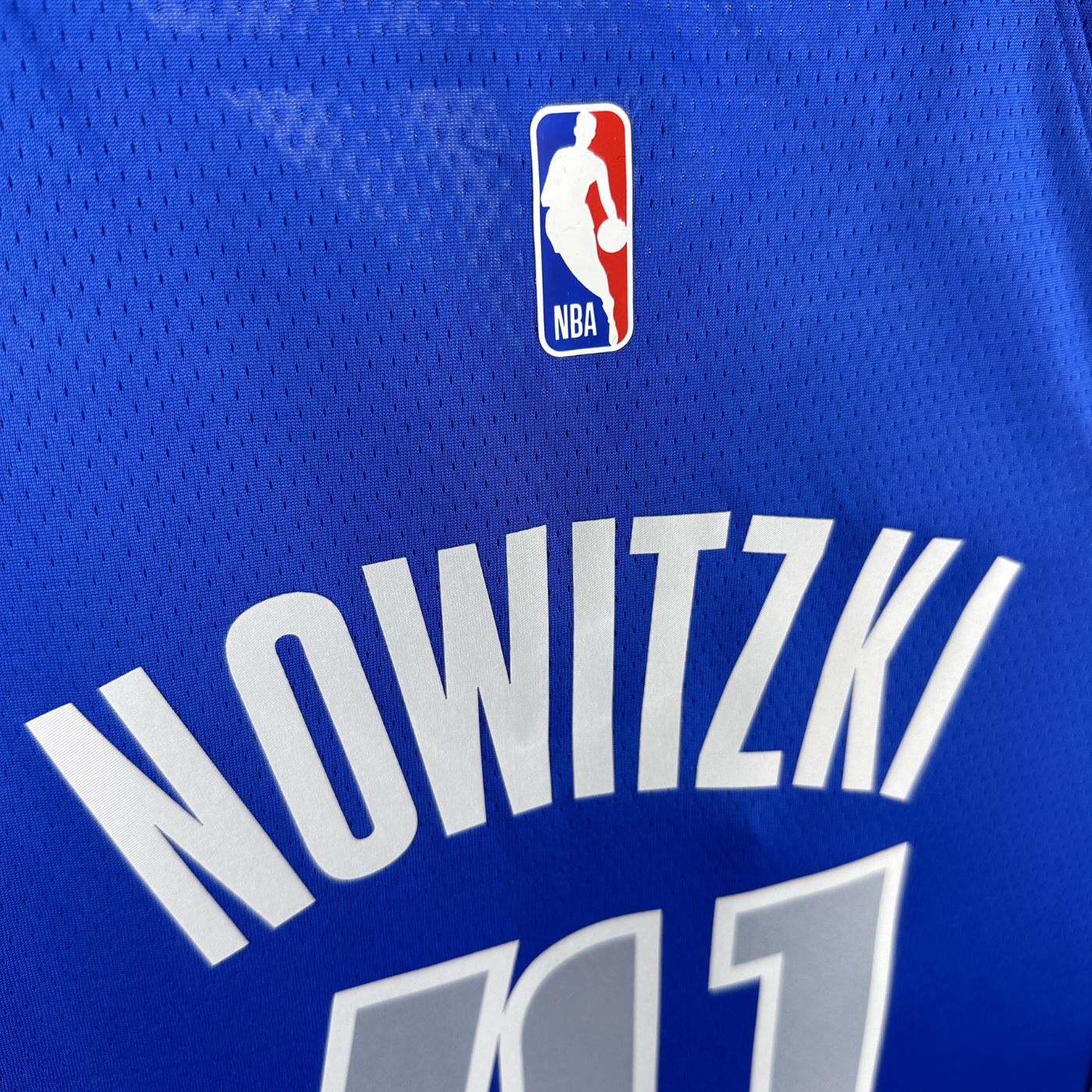 Dirk Nowitzki - Mavs Jersey - Icon Edition Swingman 2019/20