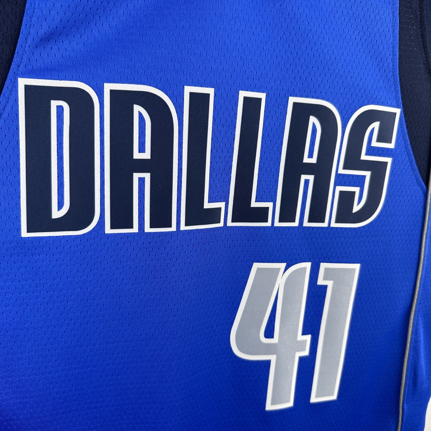 Dirk Nowitzki - Mavs Jersey - Icon Edition Swingman 2019/20