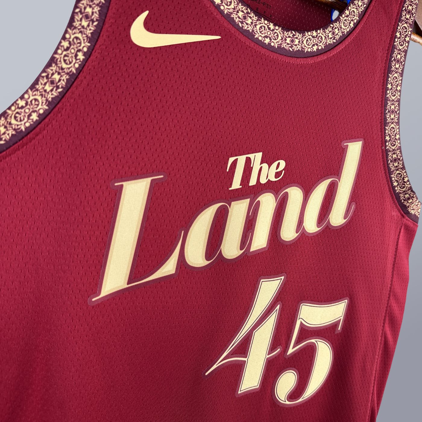 Donovan Mitchell - Cavaliers Jersey - City Edition Swingman 2023/24