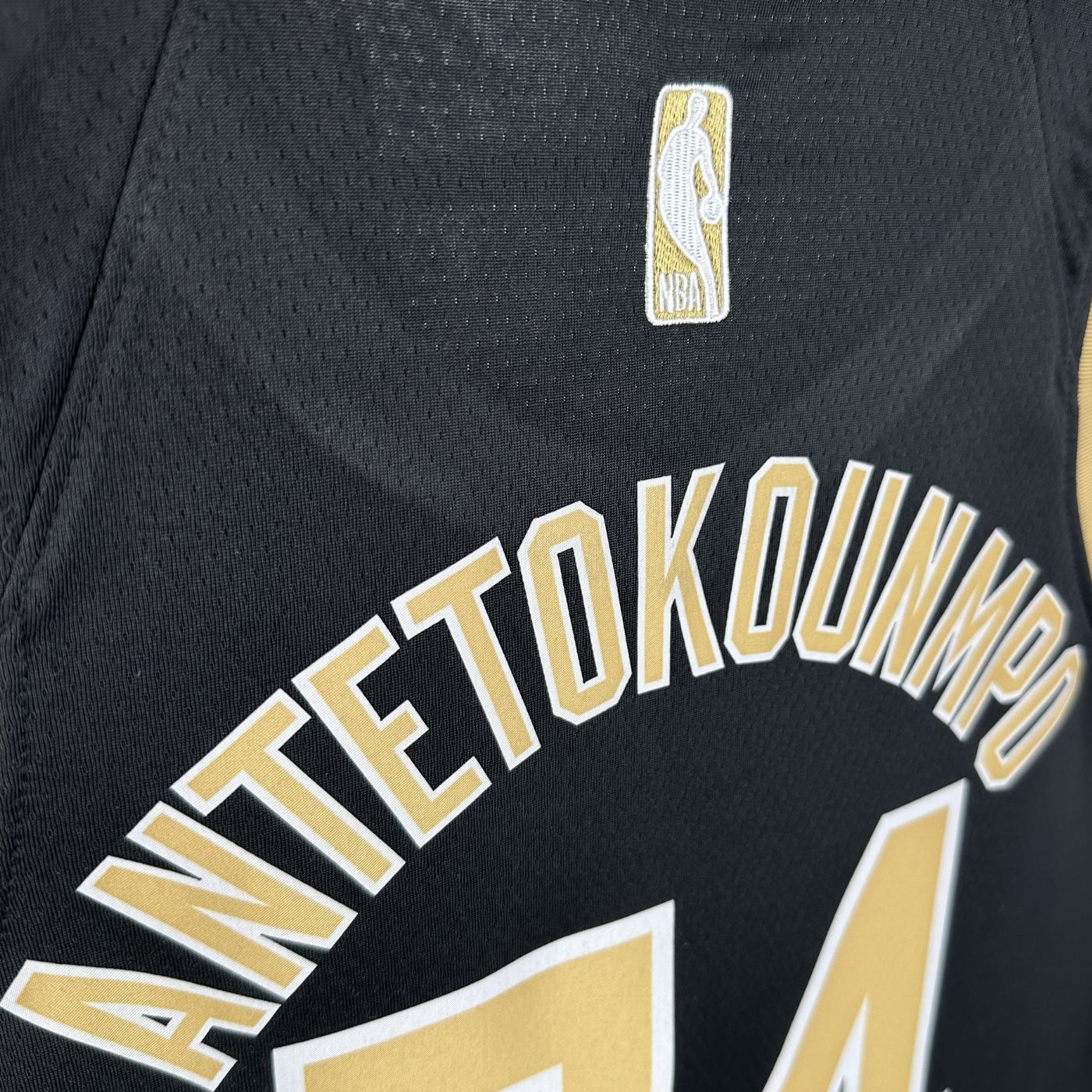 Giannis Antetokounmpo - Bucks Jersey - Select Series Authentics 2024