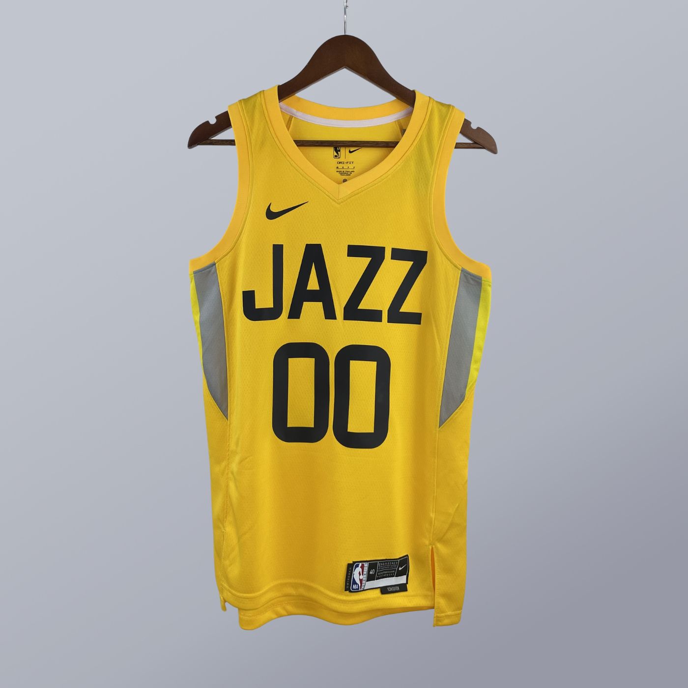 Jordan Clarkson - Jazz Jersey - Icon Edition Swingman 2023/24