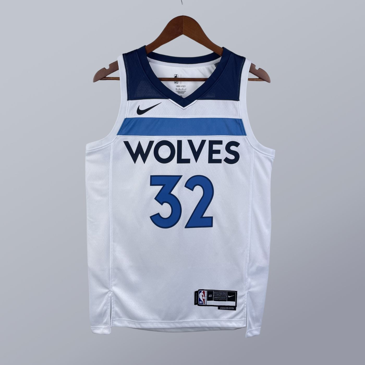 Karl-Anthony Towns – Timberwolves Jersey – Association Edition Swingman 2023/24