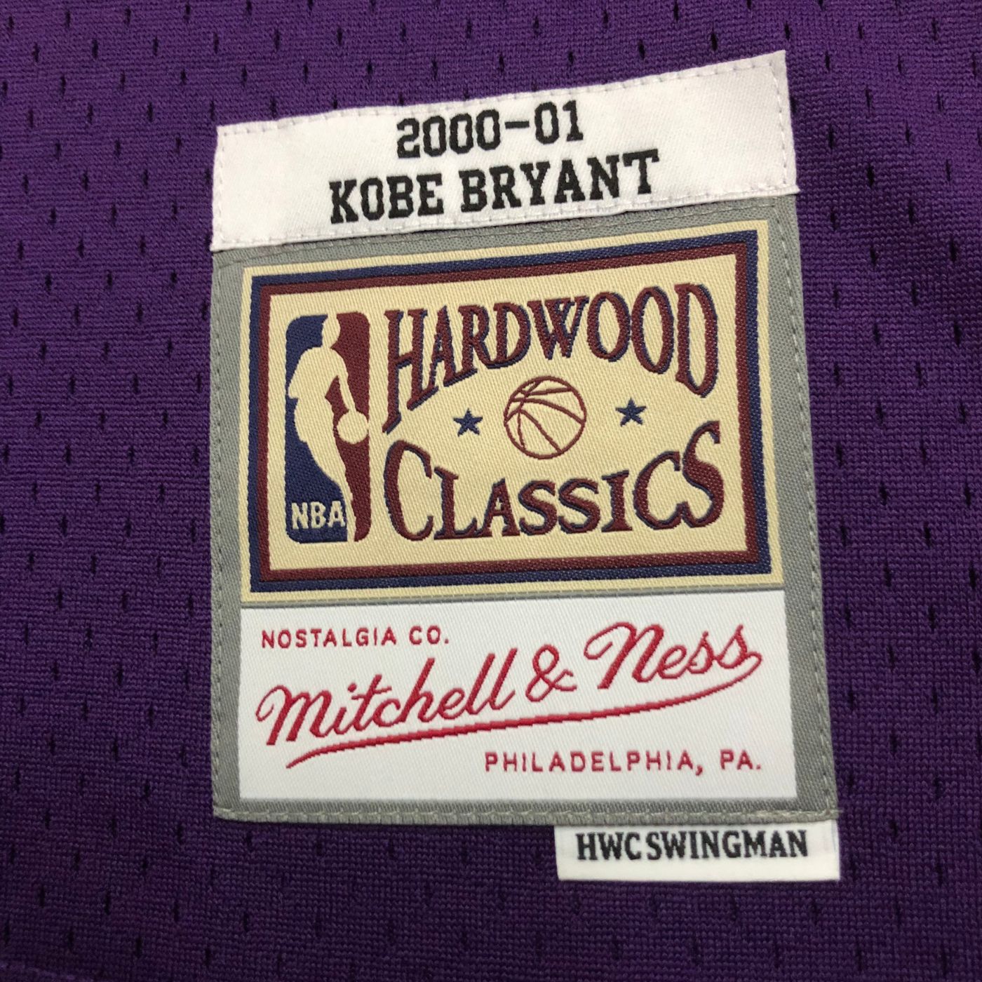 Kobe Bryant - Lakers Jersey - Hardwood Classics 2000/01 Swingman Morada