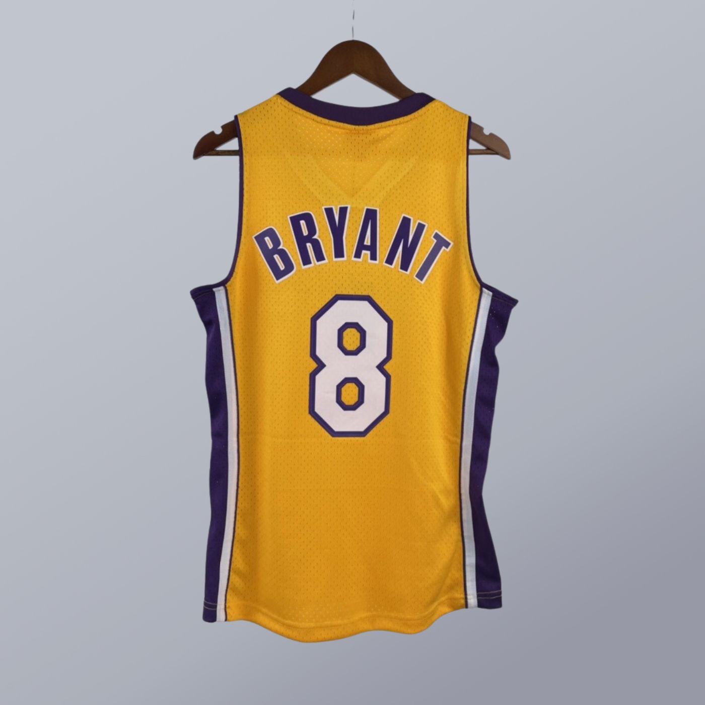 Kobe Bryant - Lakers Jersey - Hardwood Classics 1999/00 Swingman Amarilla