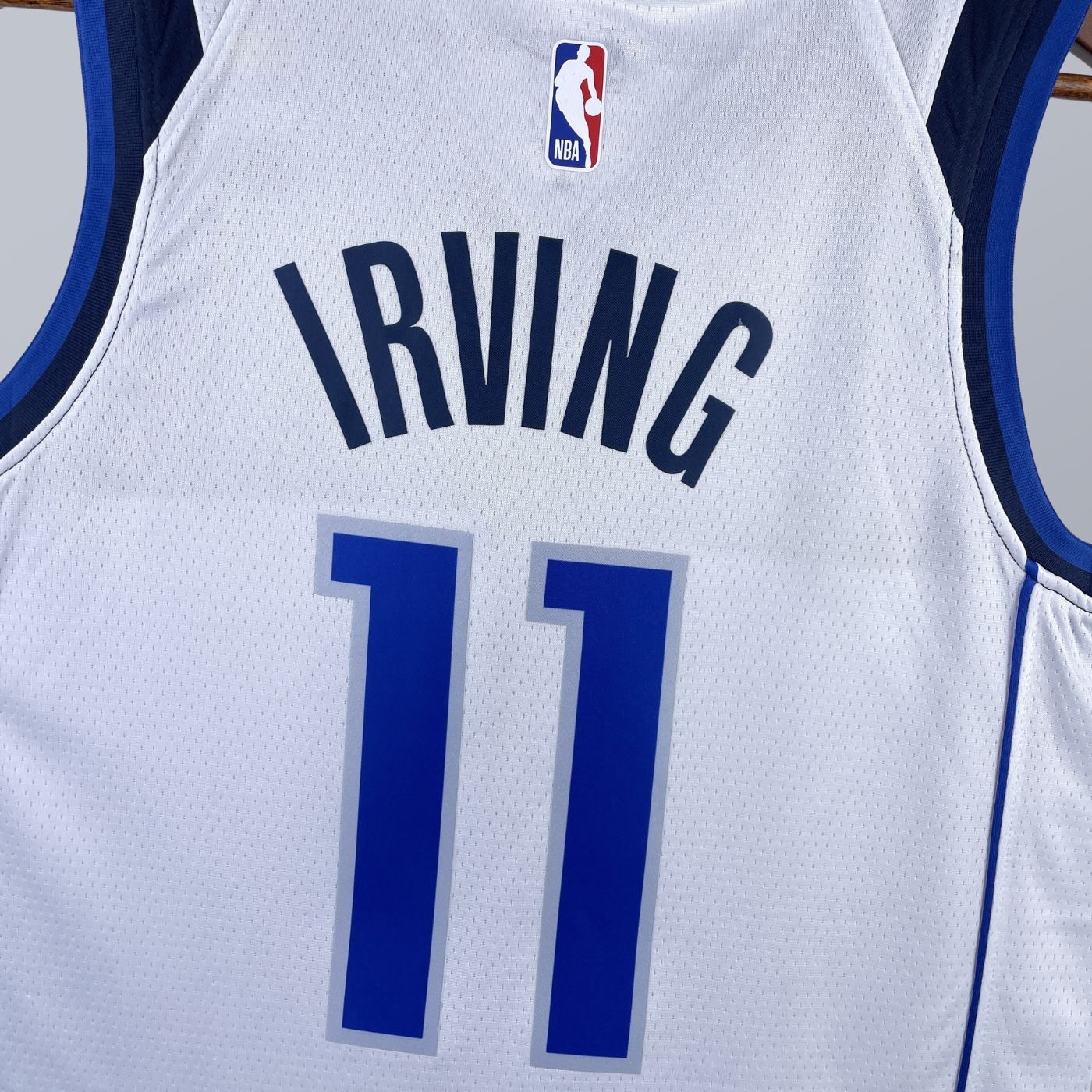 Kyrie Irving - Mavs Jersey - Association Edition Swingman 2022/23