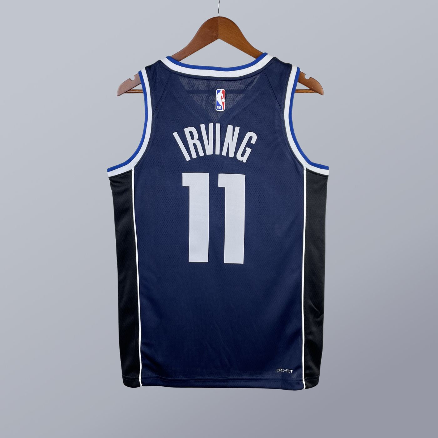 Kyrie Irving - Mavs Jersey - Statement Edition Swingman 2022/23
