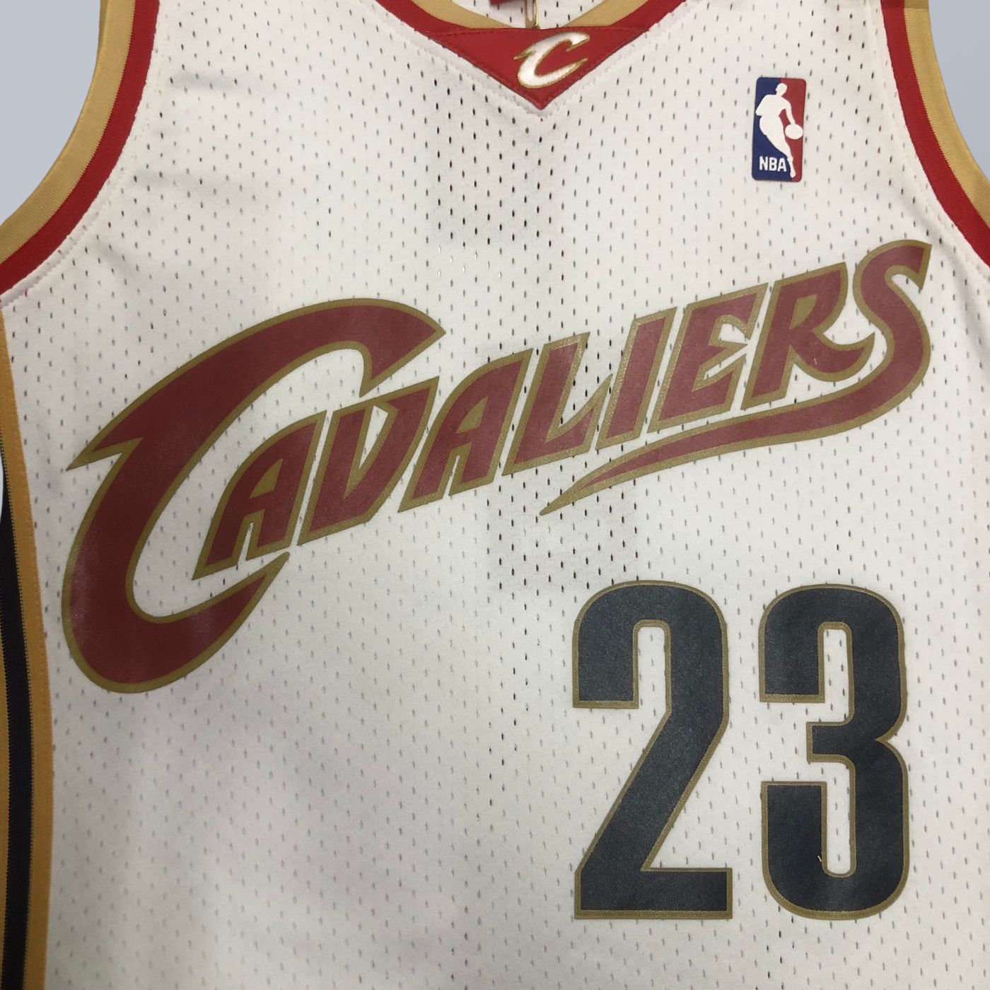 LeBron James - Cavaliers Jersey - Hardwood Classics 2003/04 Swingman Blanca