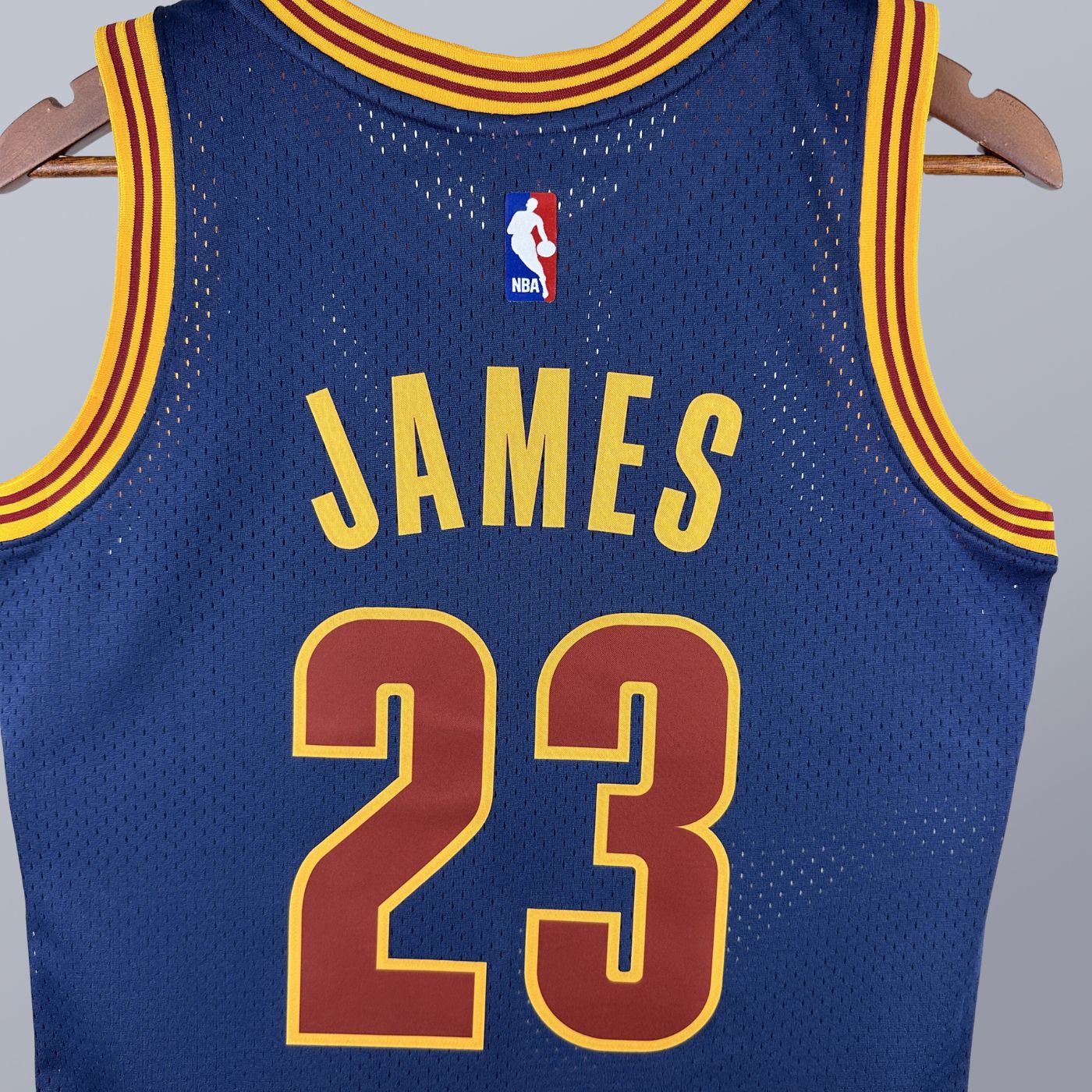 LeBron James - Cavaliers Jersey - Hardwood Classics 2015/16 Swingman Azul