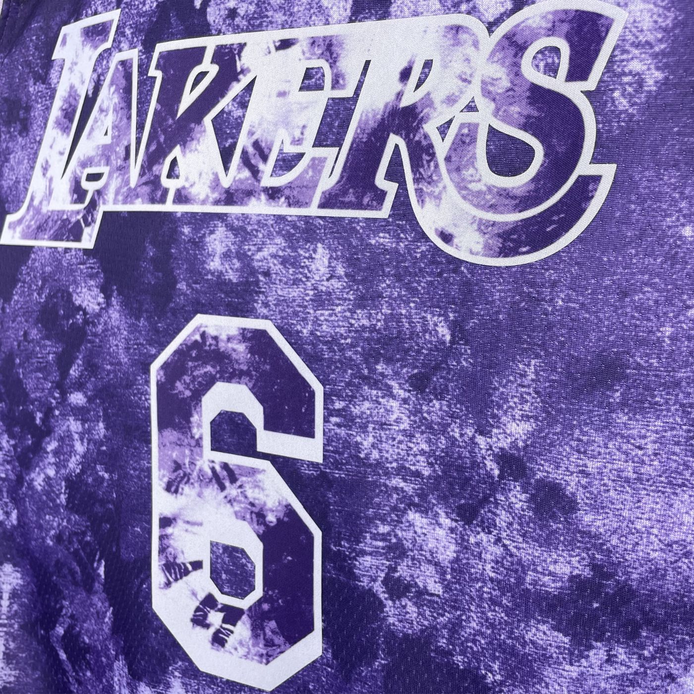 LeBron James - Lakers Jersey - Select Series Authentics 2023