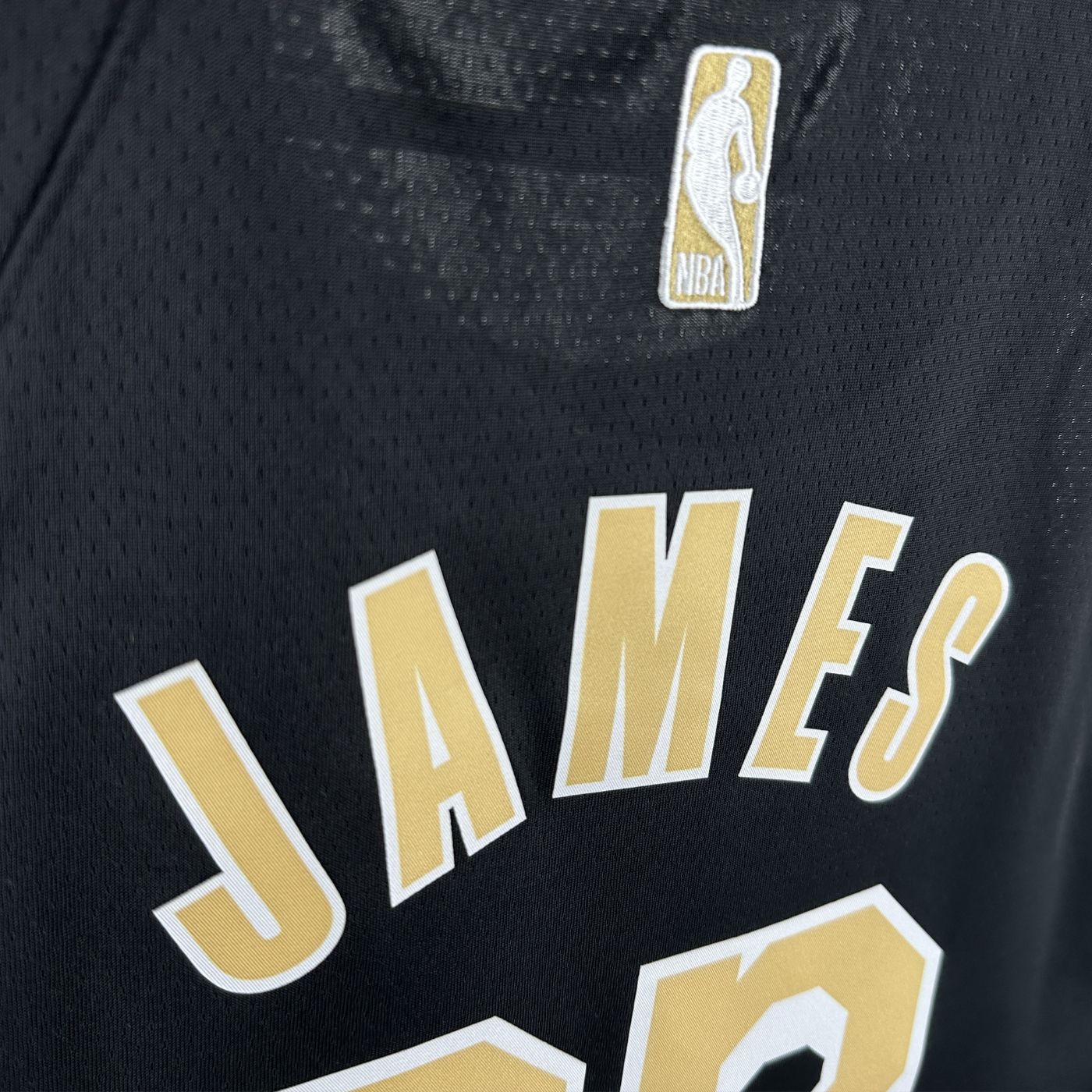 LeBron James - Lakers Jersey - Select Series Authentics 2024