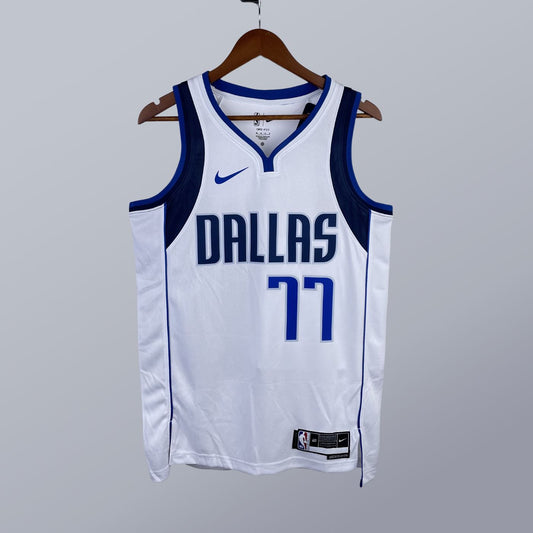 Luka Doncic - Mavs Jersey - Association Edition Swingman 2022/23