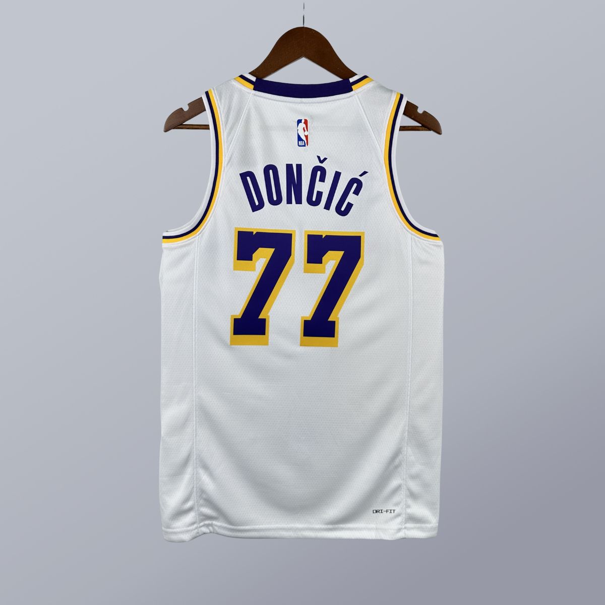 Luka Doncic - Lakers Jersey - Association Edition Swingman 2024/25