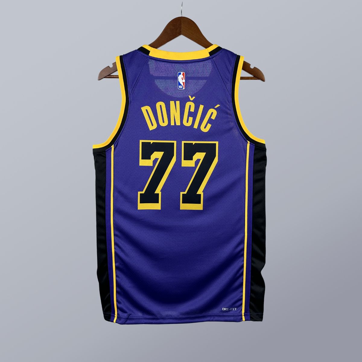 Luka Doncic - Lakers Jersey - Statement Edition Swingman 2024/25