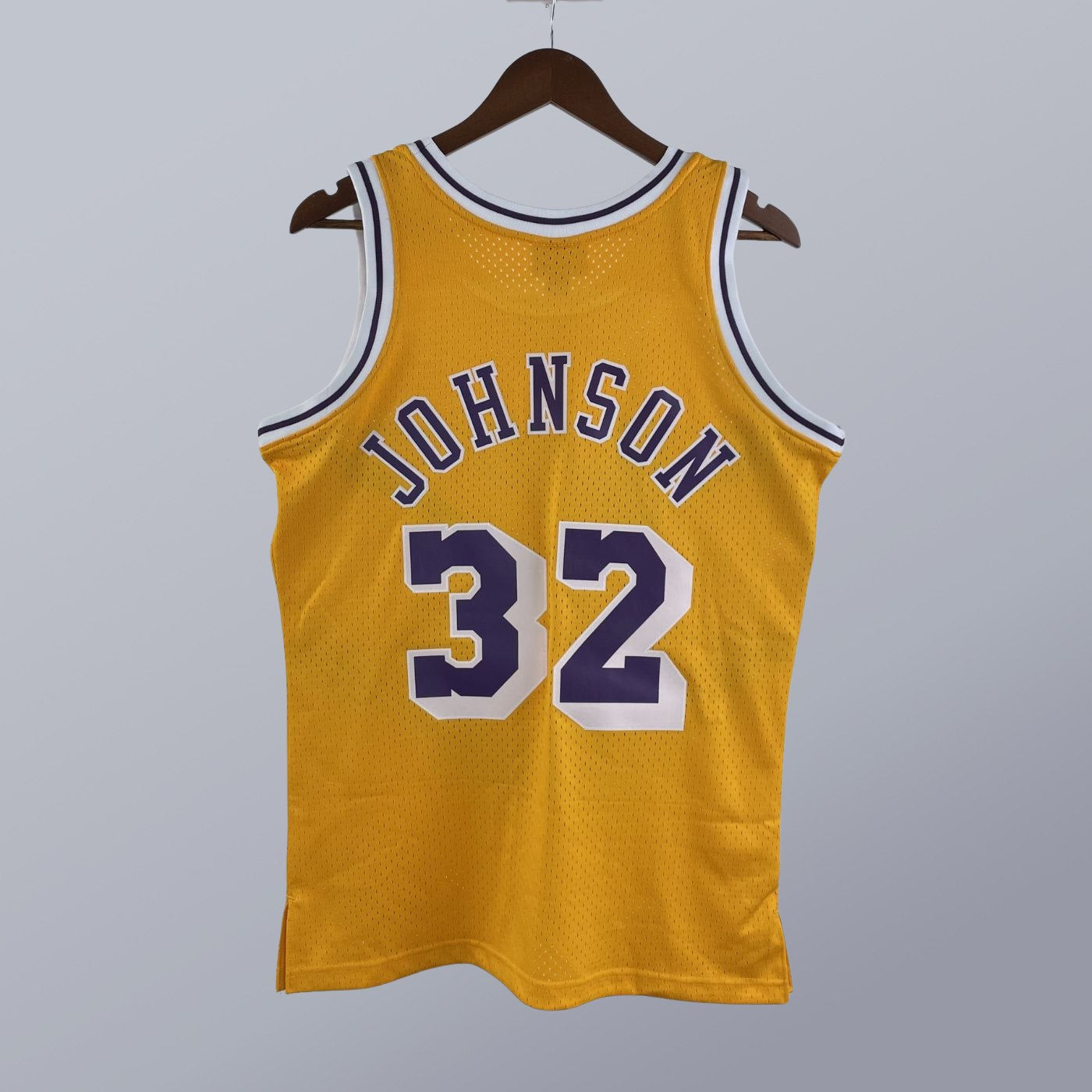Magic Johnson - Lakers Jersey - Hardwood Classics 1984/85 Swingman Amarilla