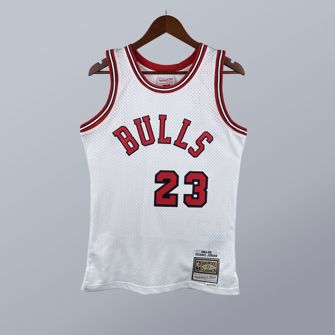 Michael Jordan - Bulls Jersey - Hardwood Classics 1984/85 Swingman Blanca