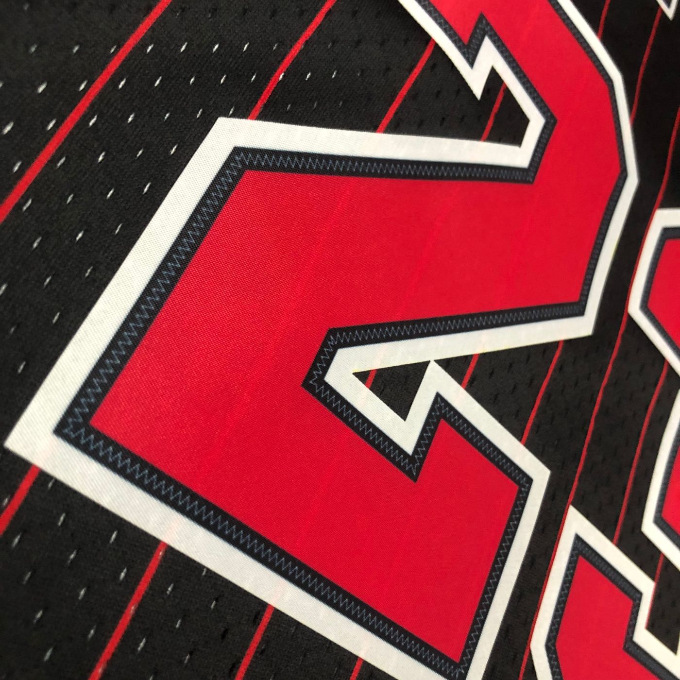 Michael Jordan - Bulls Jersey - Hardwood Classics 1995/96 Swingman Negra