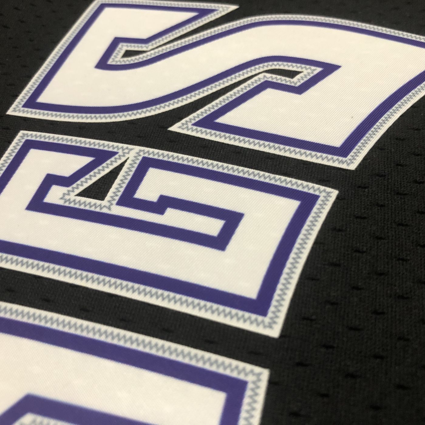 Mike Bibby - Kings Jersey - Hardwood Classics 2001/02 Swingman Negra