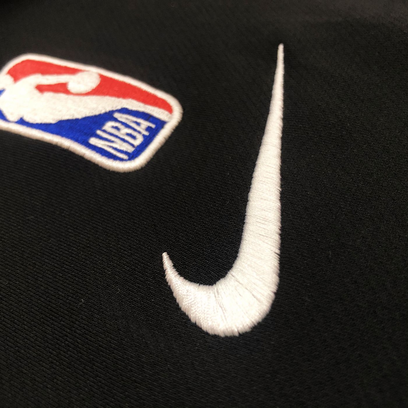 Polerón Trail-Blazers Pre-game Style – Negro