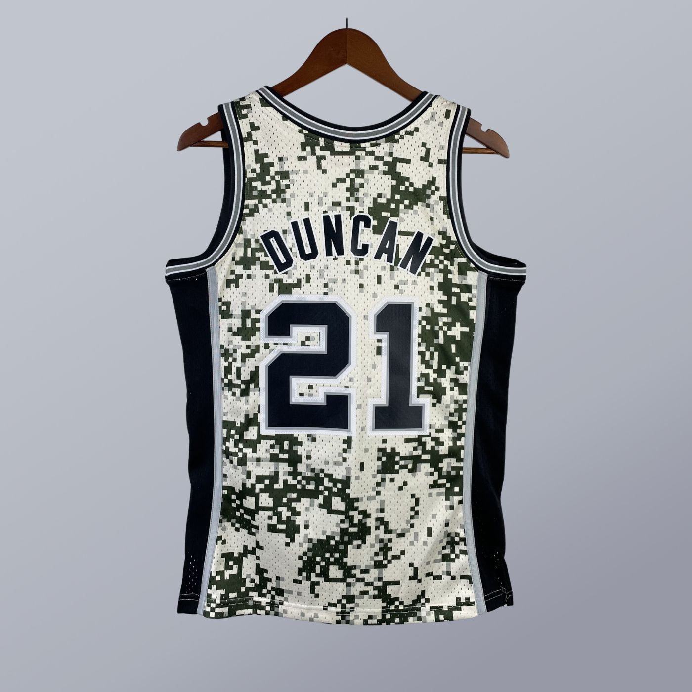 Tim Duncan - Spurs Jersey - Hardwood Classics 2013/14 Swingman Pixel Cream