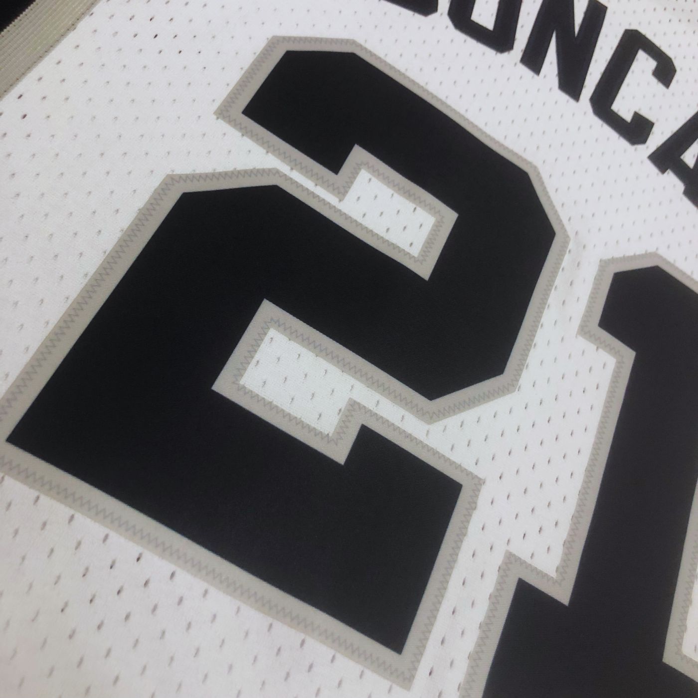 Tim Duncan - Spurs Jersey - Hardwood Classics 1998/99 Swingman Blanca