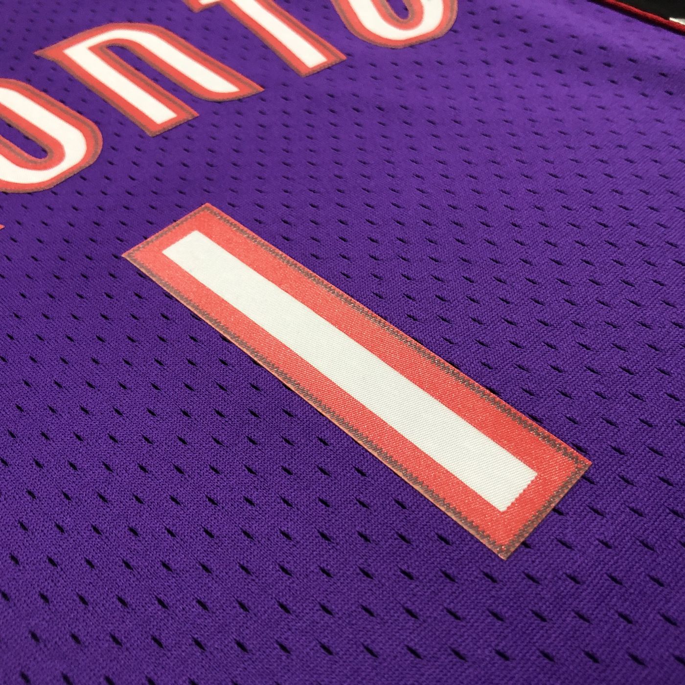 Tracy McGrady - Raptors Jersey - Hardwood Classics 1999/00 Swingman Morada