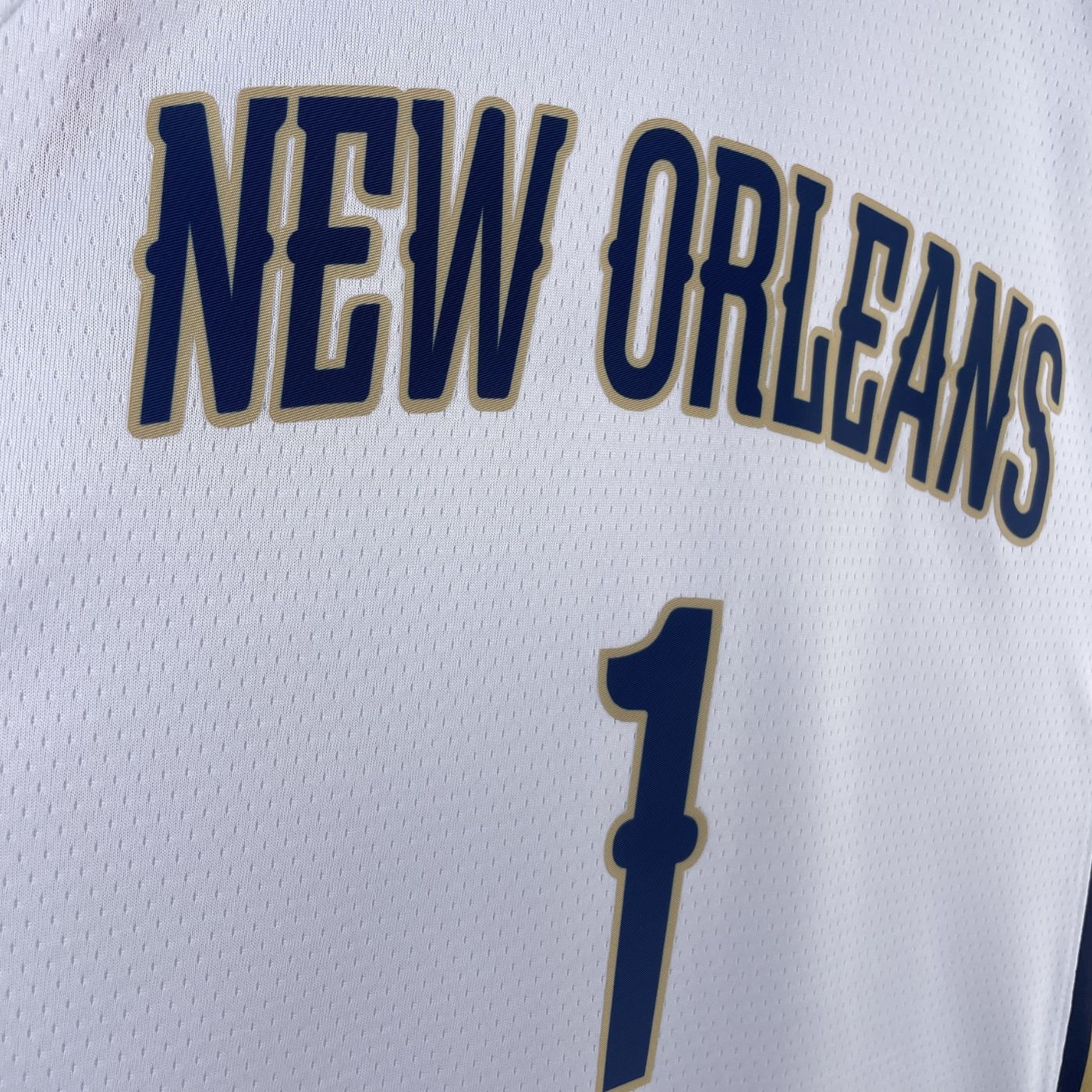 Zion Williamson – Pelicans Jersey – Association Edition Swingman 2023/24