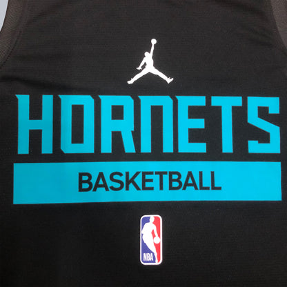 Training Style – Hornets Jersey – Negra