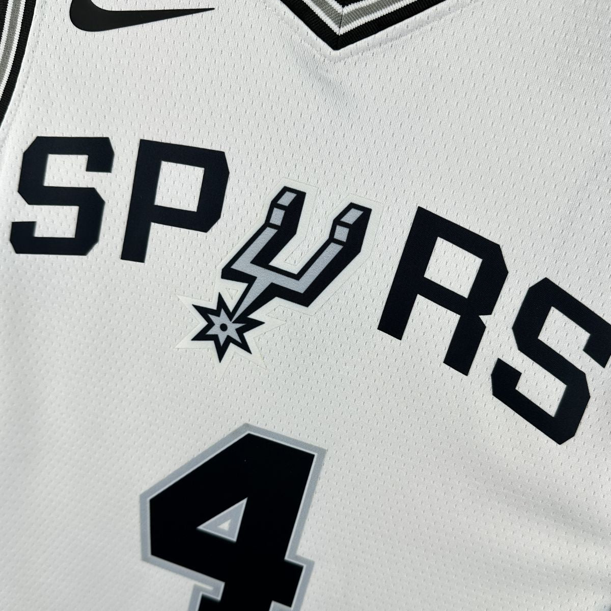 De'Aaron Fox – Spurs Jersey – Association Edition Swingman 2024/25