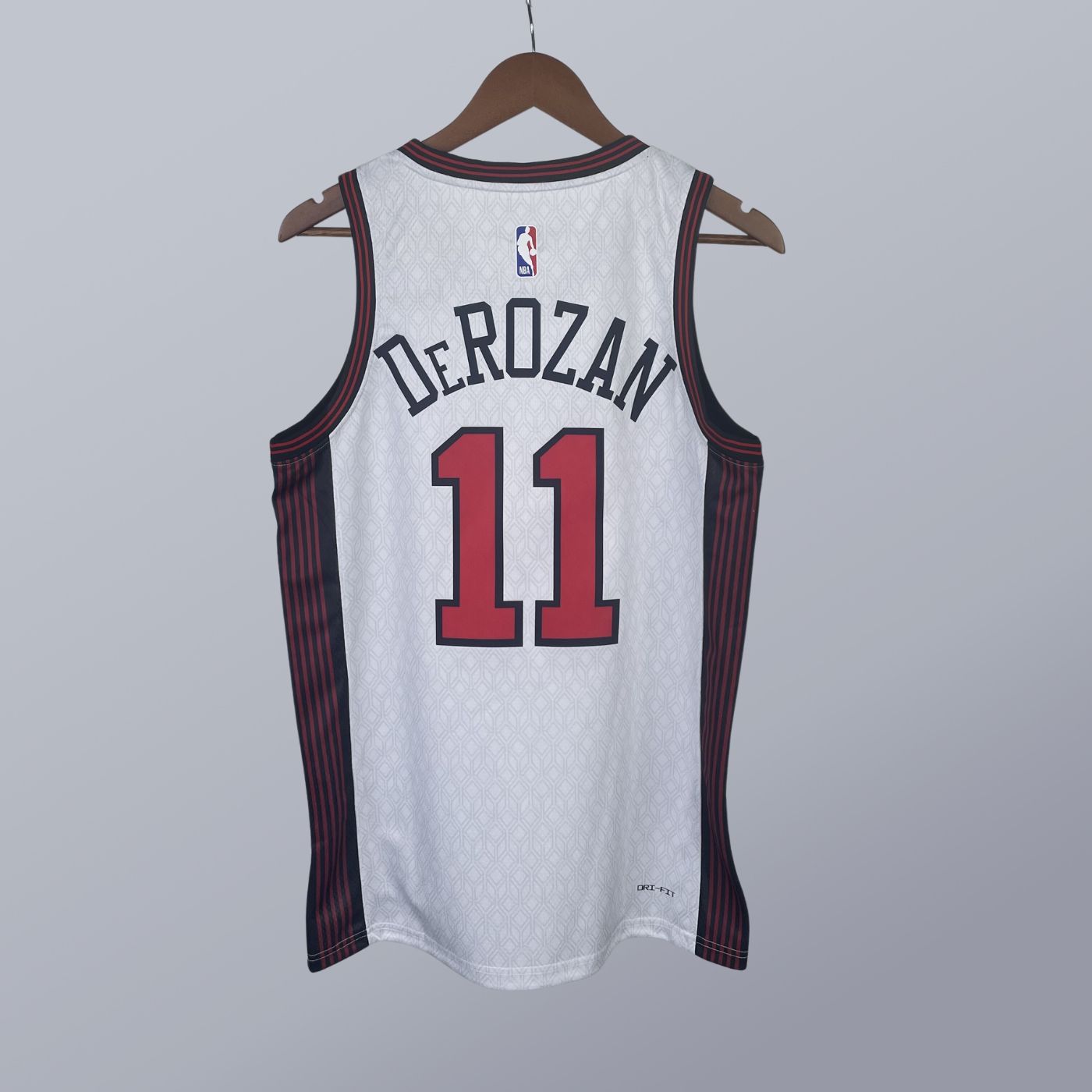 DeMar DeRozan - Bulls Jersey - City Edition Swingman 2022/23