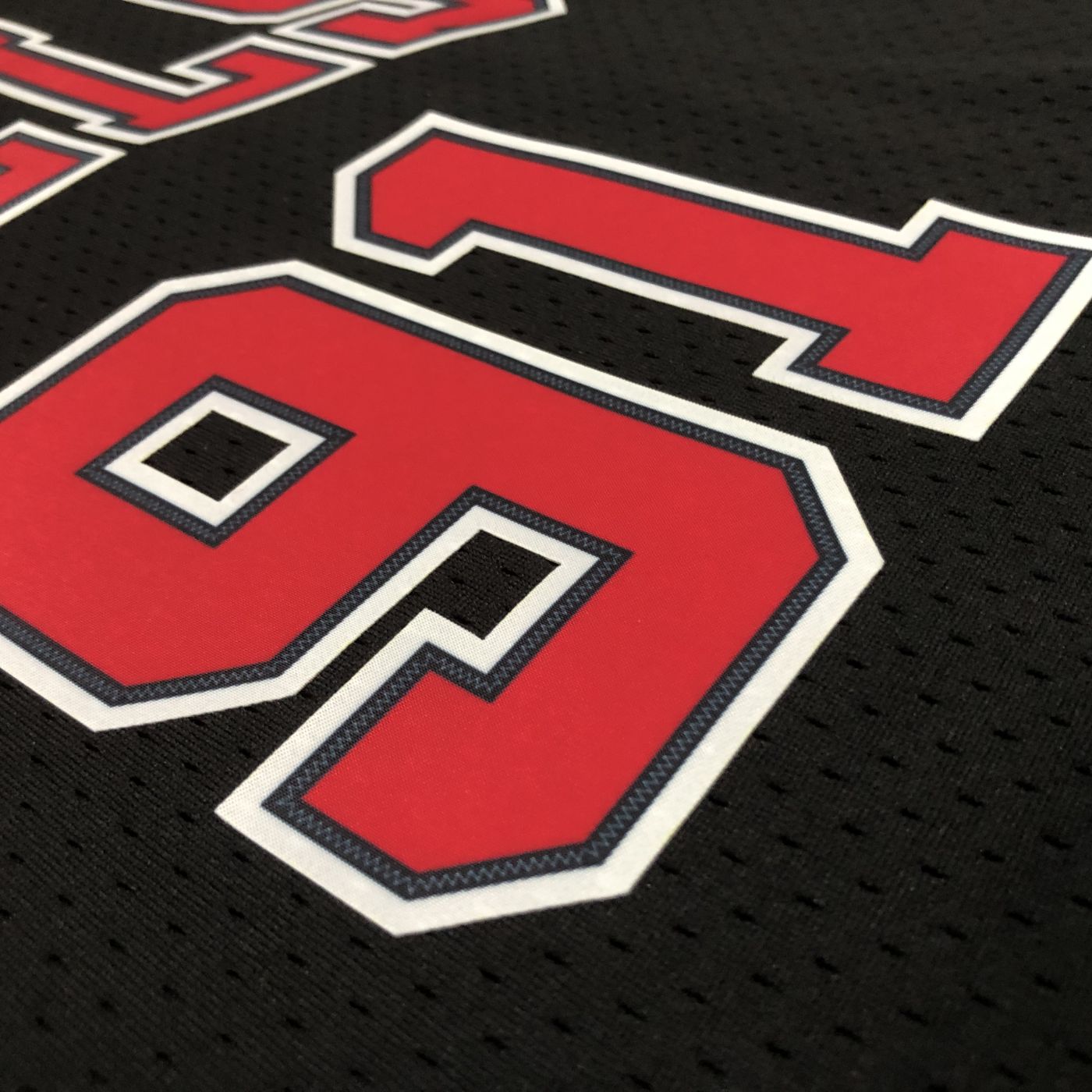 Dennis Rodman - Bulls Jersey - Hardwood Classics 1997/98 Swingman Negra