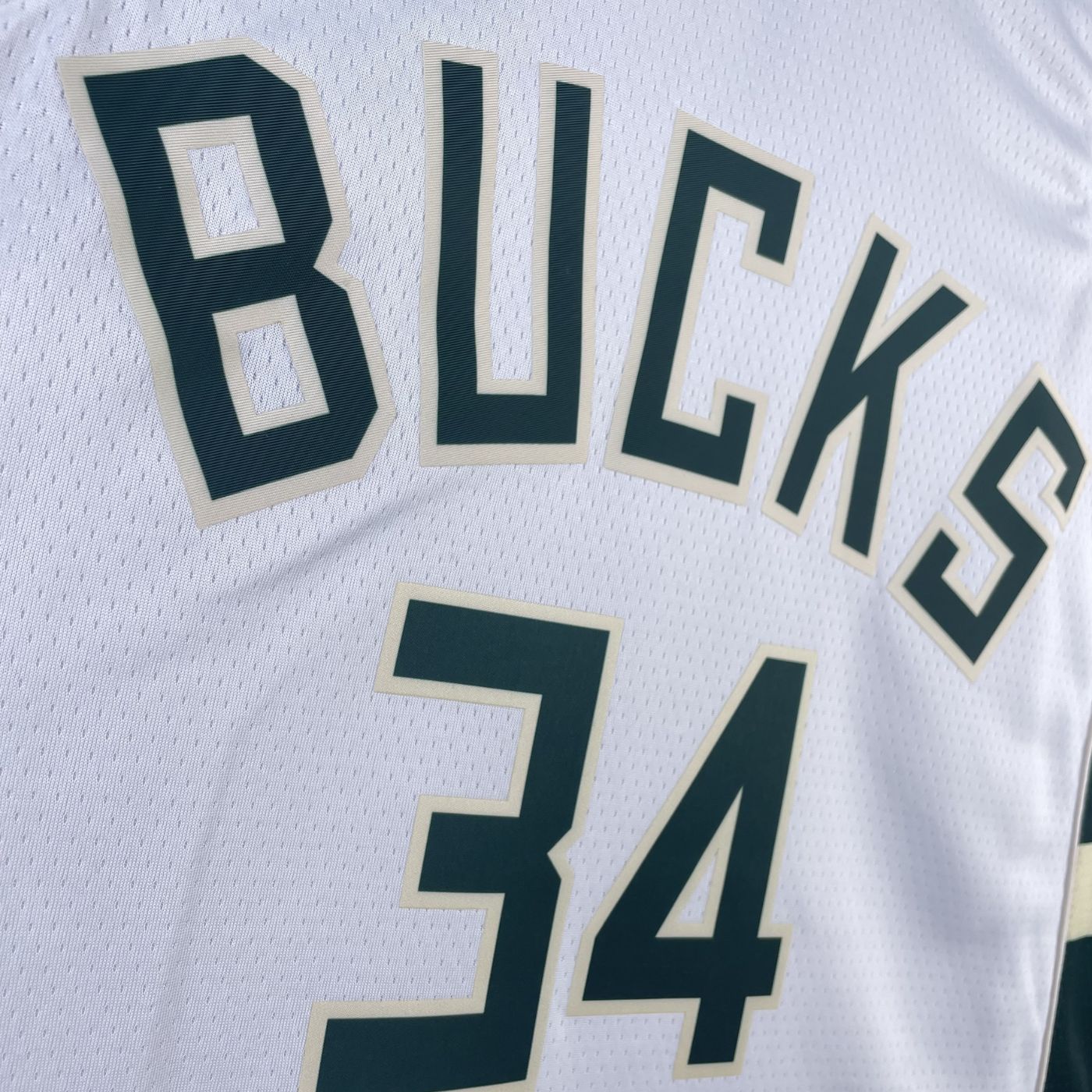 Giannis Antetokounmpo - Bucks Jersey - Association Edition Swingman 2023/24