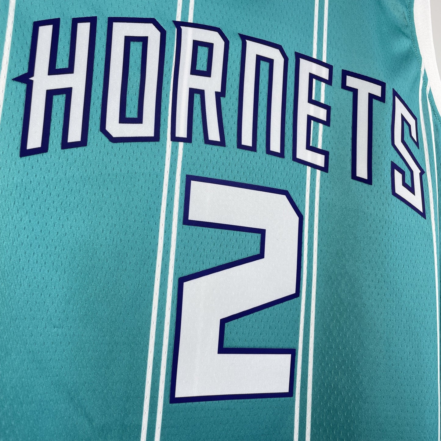LaMelo Ball - Hornets Jersey - Icon Edition Swingman 2022/23
