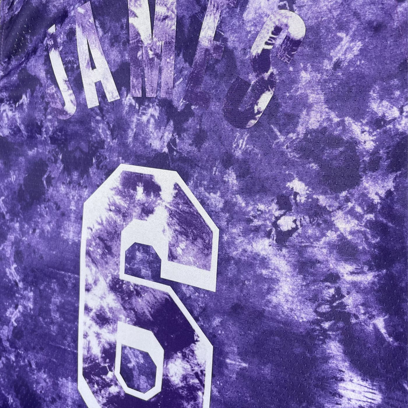 LeBron James - Lakers Jersey - Select Series Authentics 2023