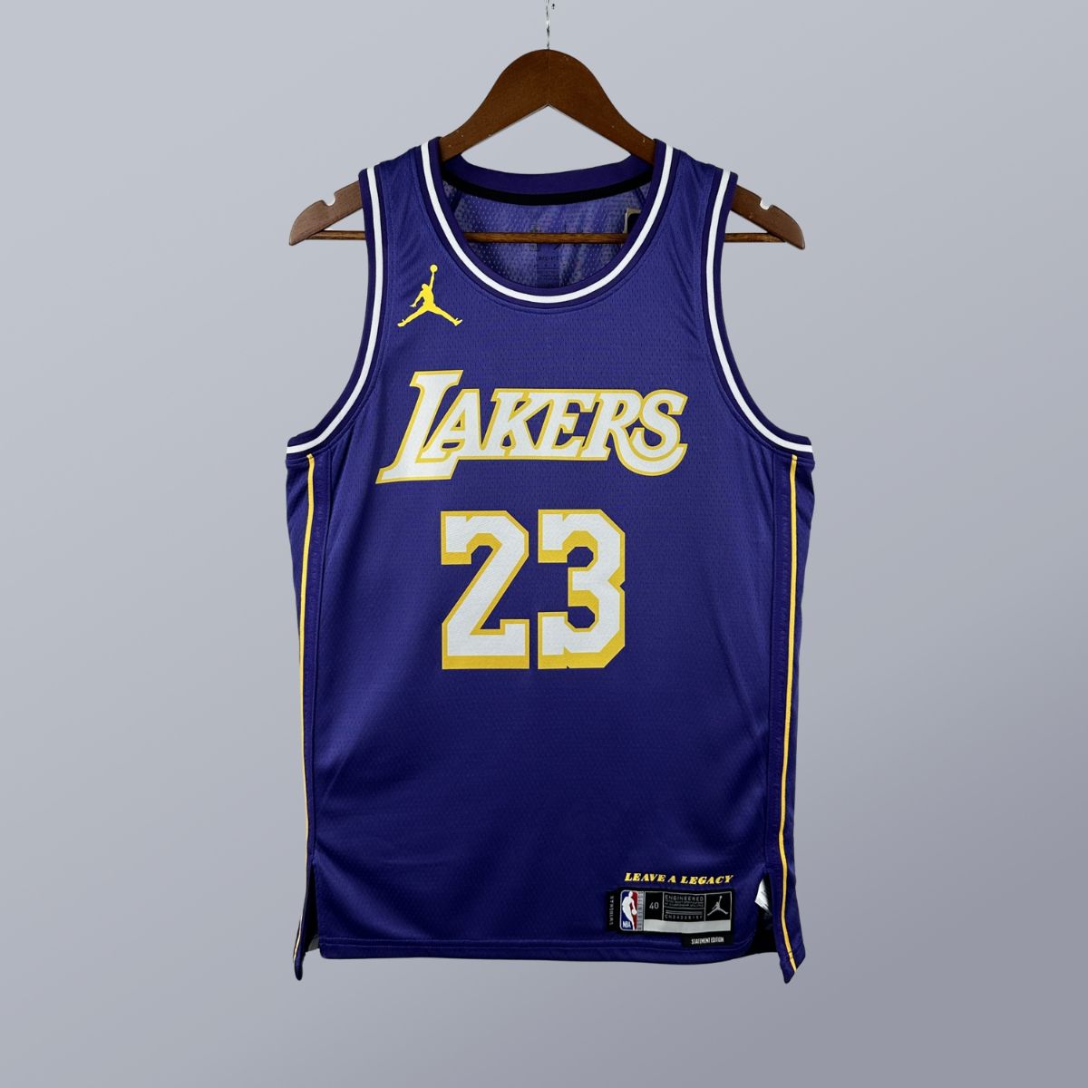 LeBron James - Lakers Jersey - Statement Edition Swingman 2025/26