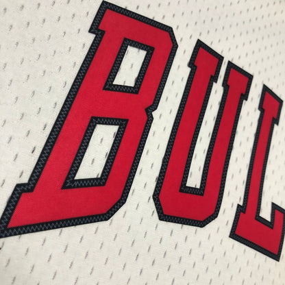 Michael Jordan - Bulls Jersey - Hardwood Classics 1997/98 Swingman Blanca