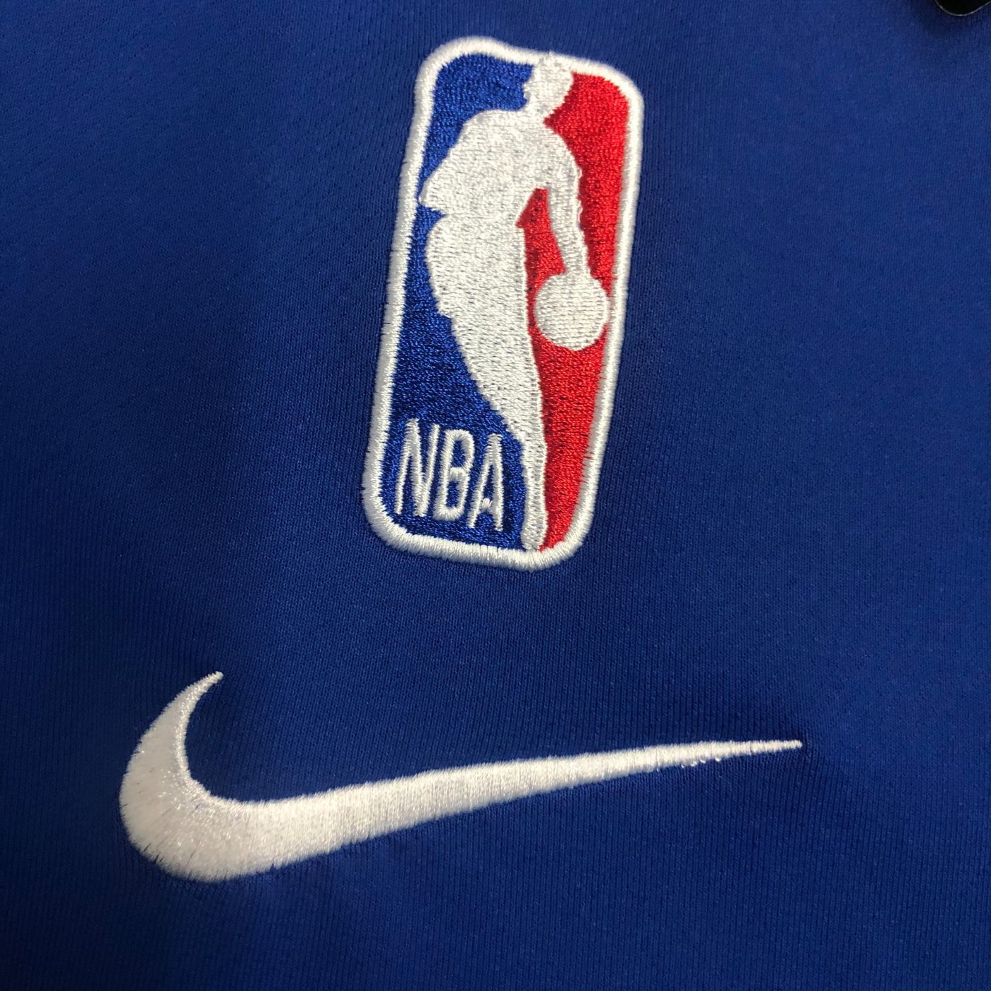 Polerón Mavs Pre-game Style – Azul