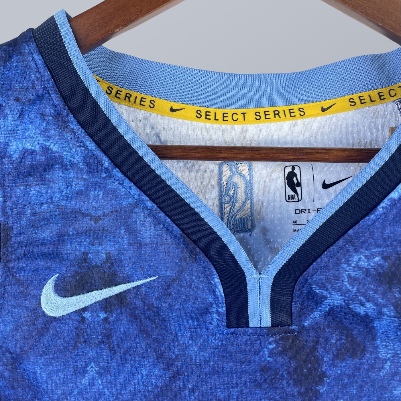 Stephen Curry - Warriors Jersey - Select Series Authentics 2023